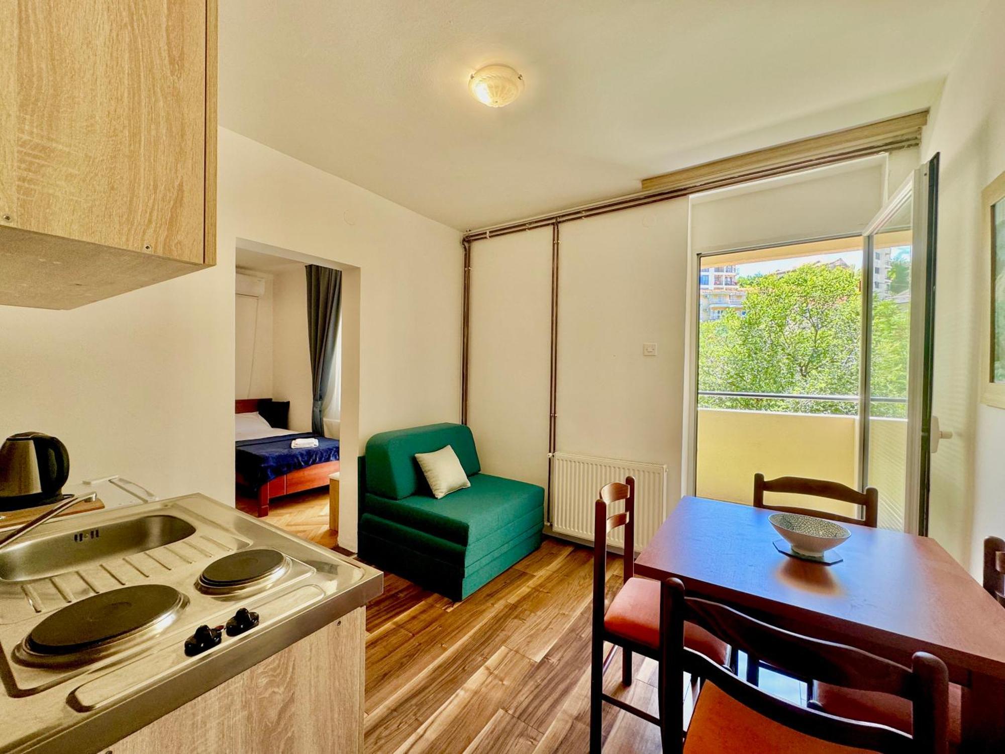Bečići For-A Apartmani מראה חיצוני תמונה