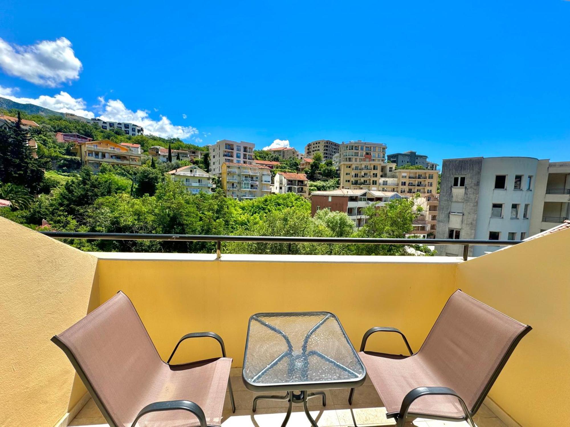 Bečići For-A Apartmani מראה חיצוני תמונה