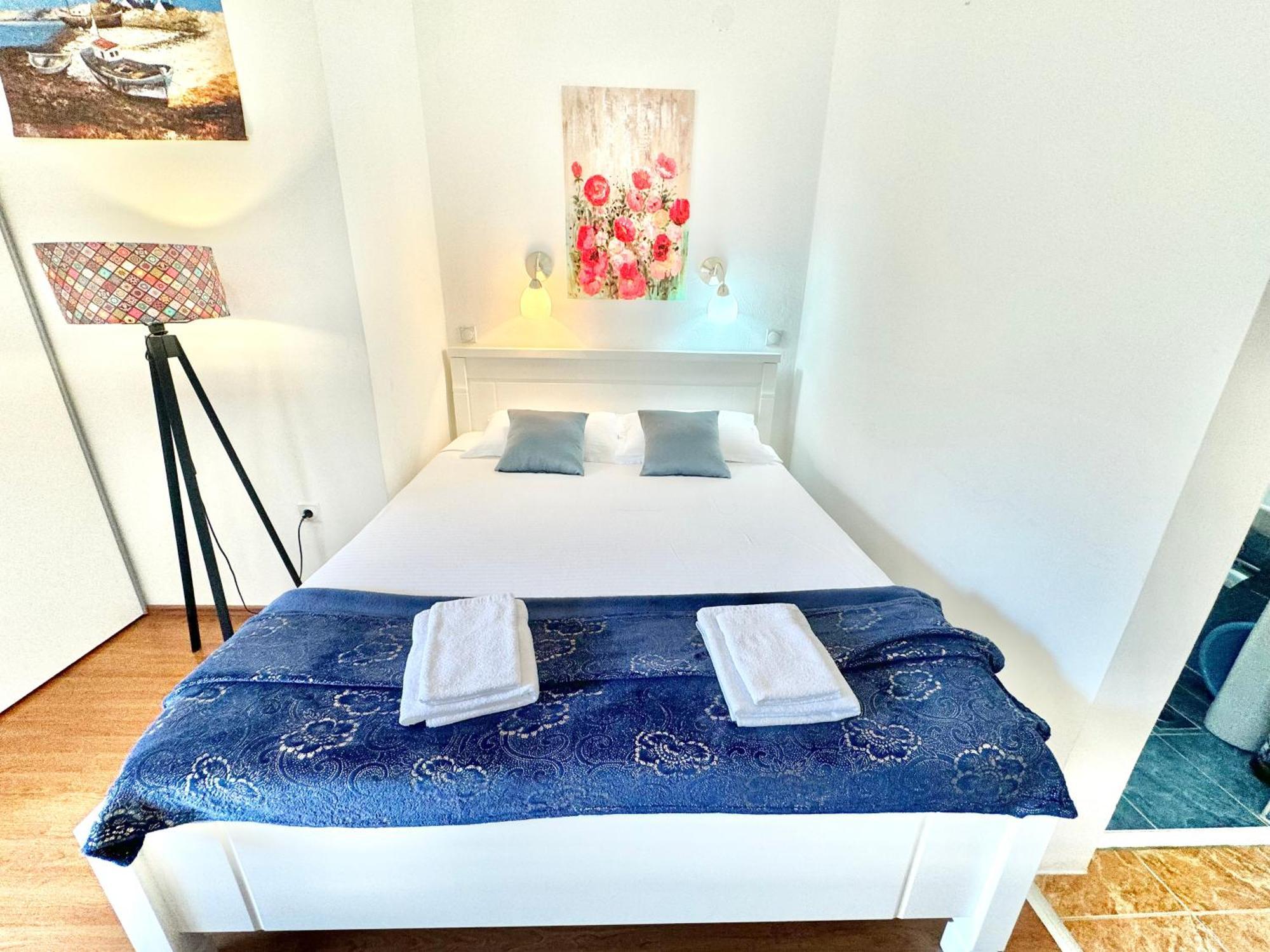 Bečići For-A Apartmani מראה חיצוני תמונה